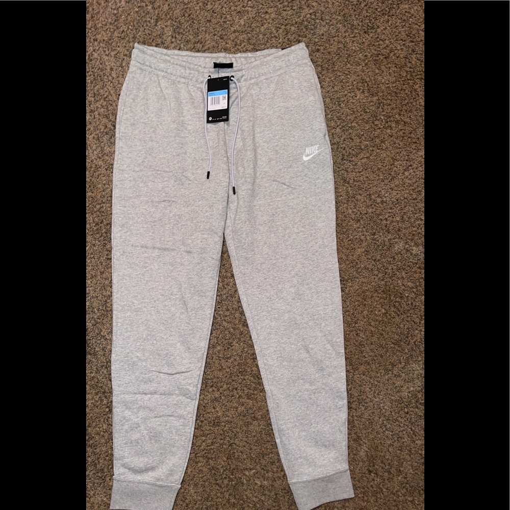 light grey nike joggers